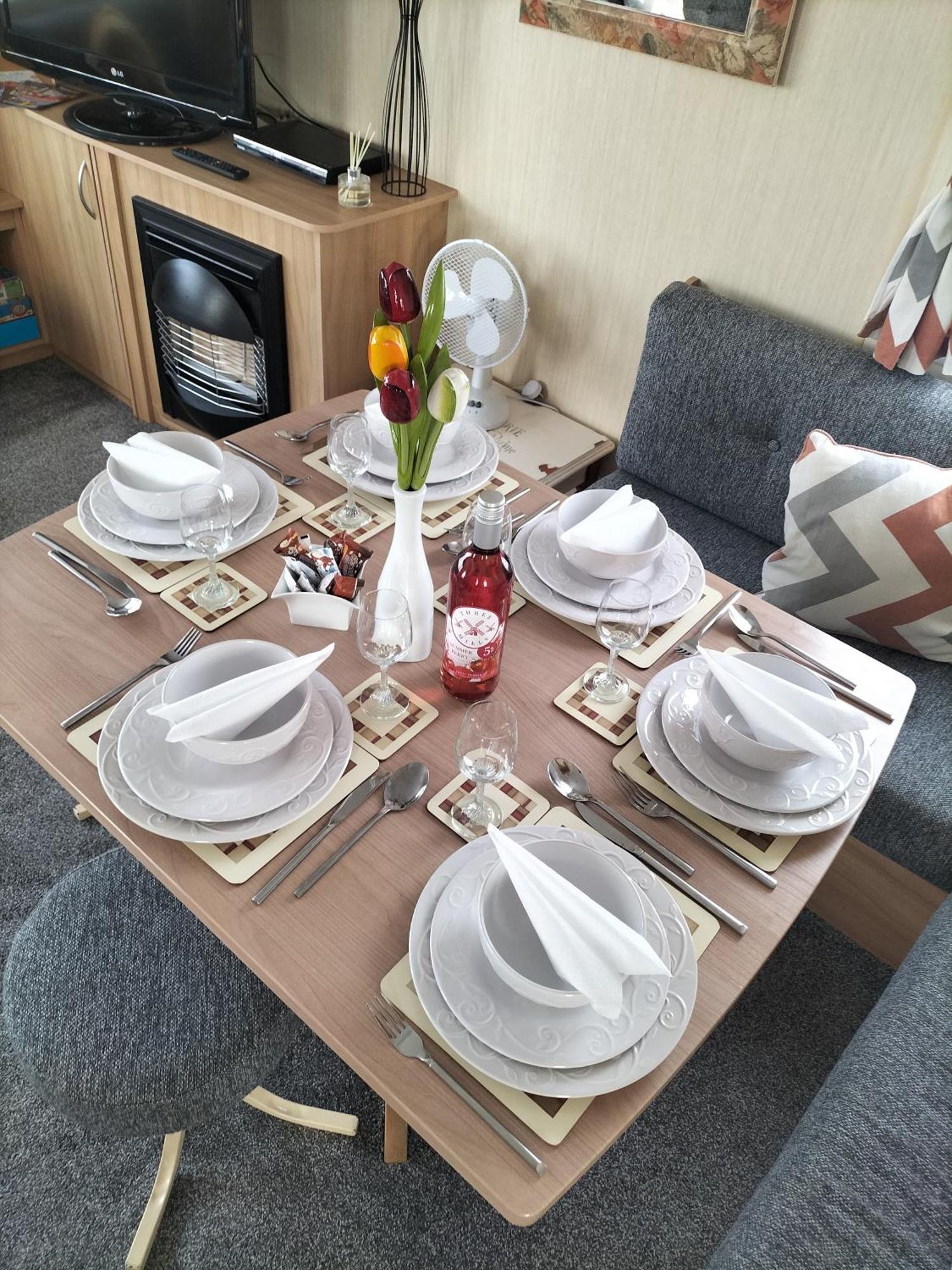 3 Bedroom Caravan, Edi Rita, Robin Hood, Pet Friendly Meliden Buitenkant foto